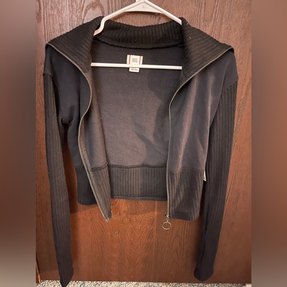 NWT Urban Outfitters Zip Up - Picture 3 of 5